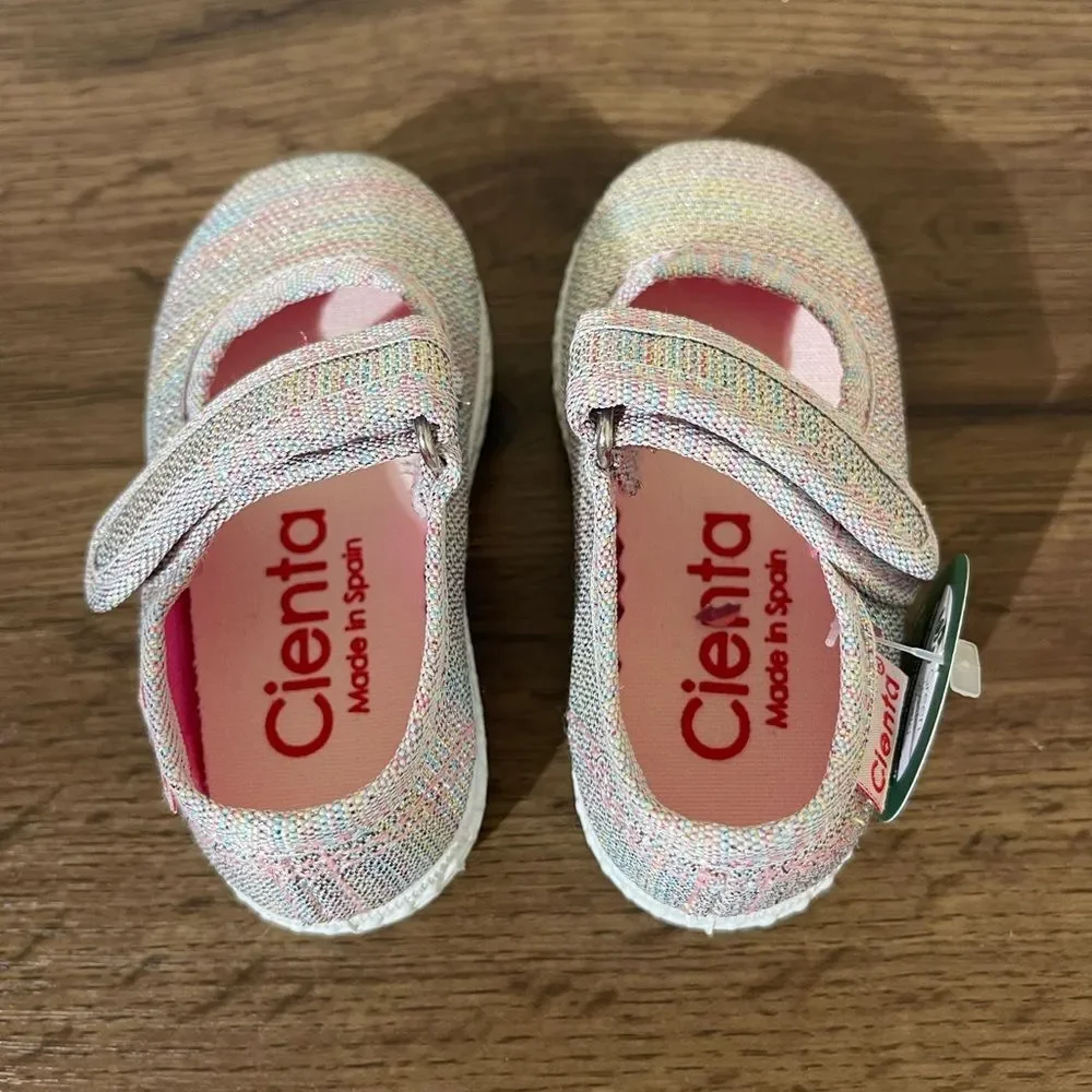 Cienta Kids' Glittery Rainbow Mary Jane Shoes